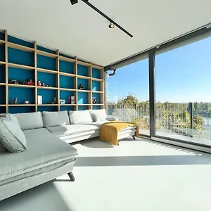 Danube Luxury Apartman